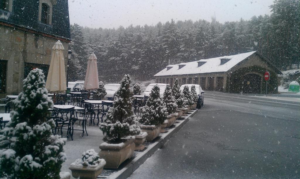 Parador De Gredos Navarredonda de Gredos Eksteriør bilde