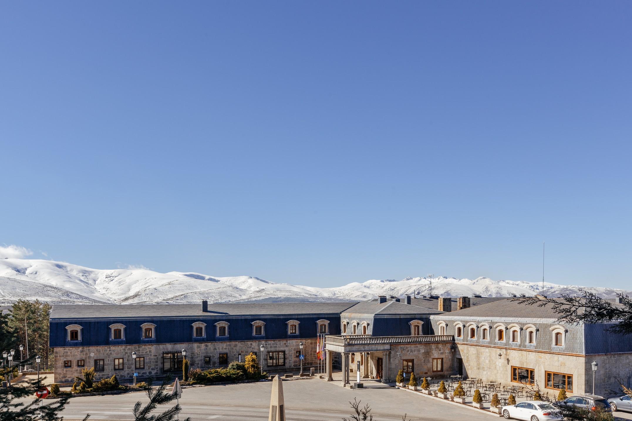 Parador De Gredos Navarredonda de Gredos Eksteriør bilde